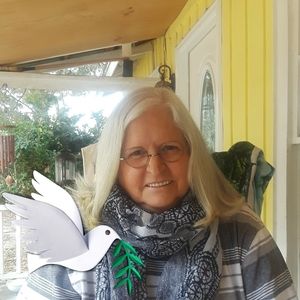 Meet your Posher, Pamela